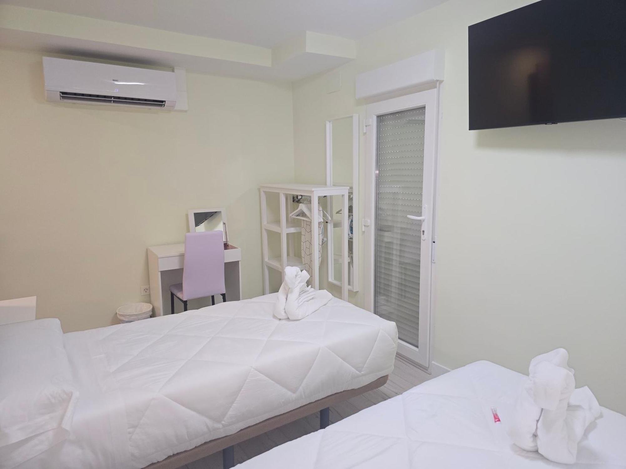 Brezo Apartamentos Turisticos Γουαδαλαχάρα Εξωτερικό φωτογραφία